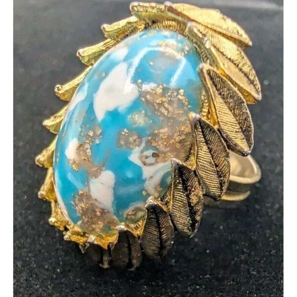Vtg. UNCAS Adjustable Robins Egg Ring  Faux Turquoise Gold Tone Cabochon 7.5